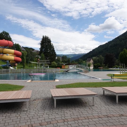 Sportzentrum BadeINSEL