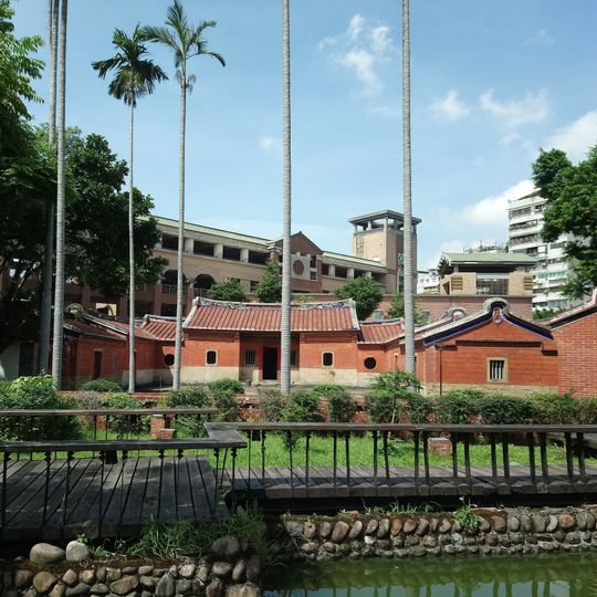 Huang Family Qianrang Estate