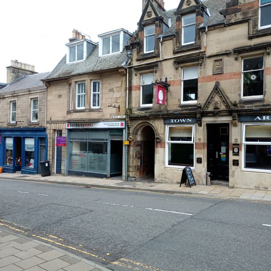 2, 4 West Port, Selkirk