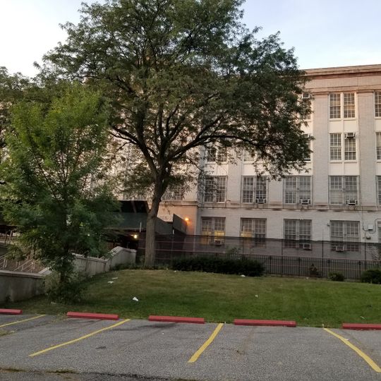 William Howard Taft High School