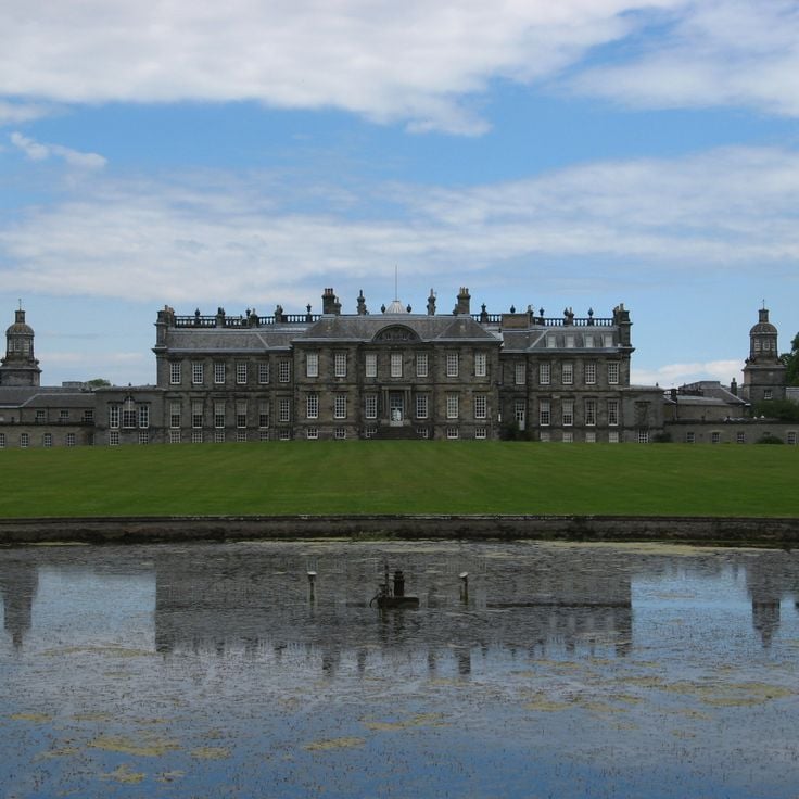 Hopetoun House