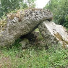 Dolmen de Magné