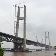 Huanggang Yangtze River Bridge