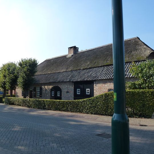 Oostrikkerstraat 26, Leende