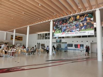 Interior 5