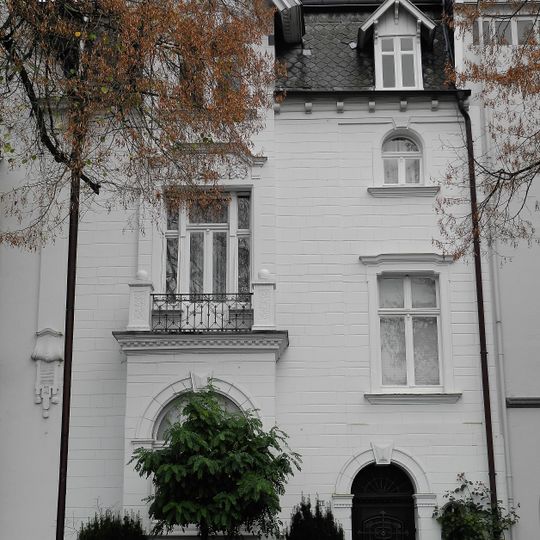 Bayreuther Straße 71