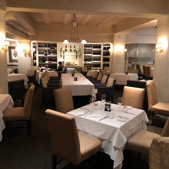 Auberge du Pommier Restaurant