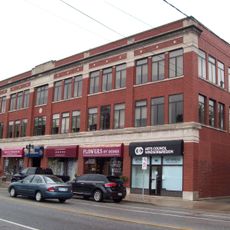 1900-1942 Wyandotte Street East