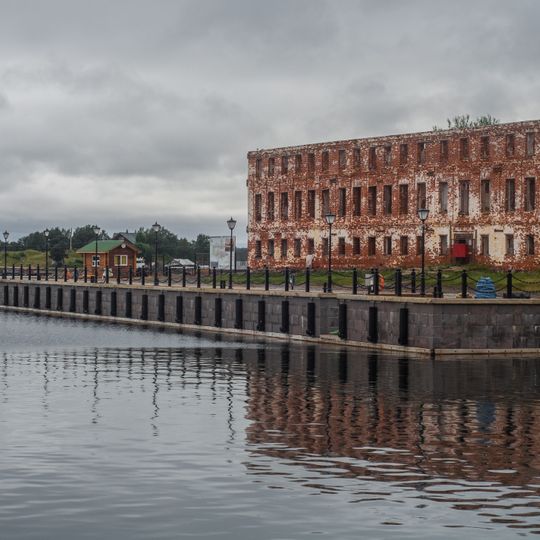 Каменные пристани и причалы Гавани Благополучия