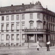 Alexanderpalais