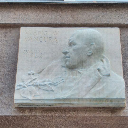 Pamětní deska Vladislava Vančury v Praze