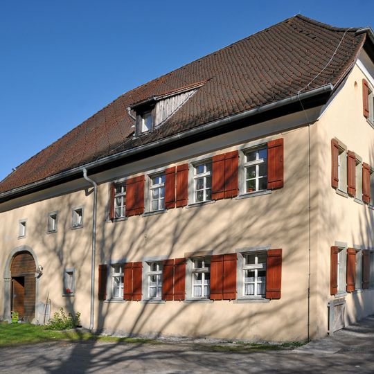 Ansitz, Klostergut