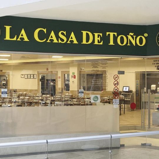 Patio Clavería