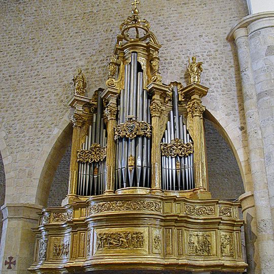 Organo della basilica di Santa Maria di Collemaggio all'Aquila
