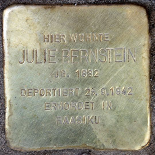 Stolperstein dedicated to Julie Bernstein