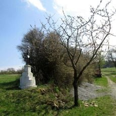 Kříž jižně od Vladměřic