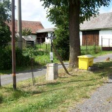 Kříž v Třebsku na rozcestí