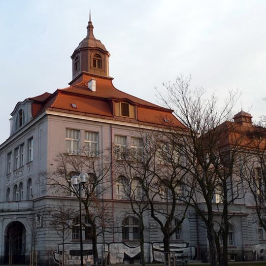 Budova býv. II. české státní reálky, dnes gymnázium