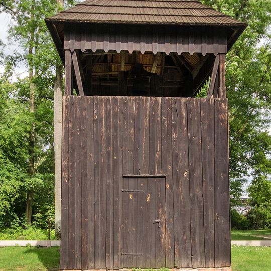 Dzwonnica kościoła św. Jana Nepomucena w Drożkach