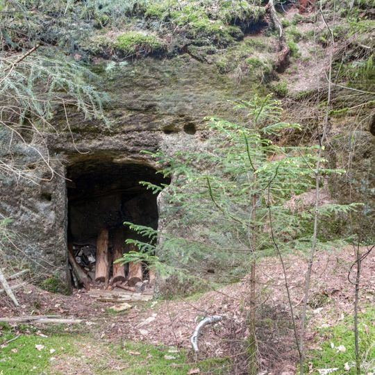 Steinbruch südlich der Schleuse 46