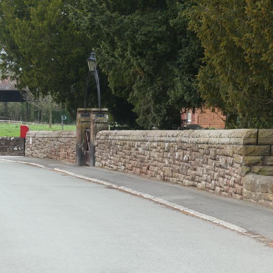 Churchyard wall and gates, Church of St John the Baptist