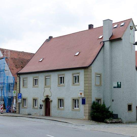 Weißenburger Straße 9