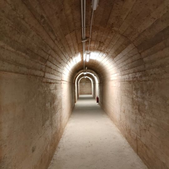 Plaça de Tetuan anti-aircraft shelter