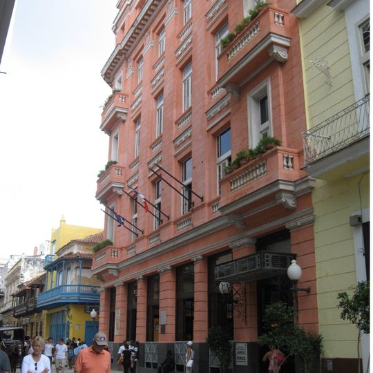 Hotel "Ambos Mundos"