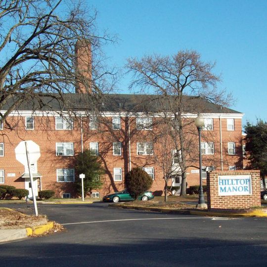 Hilltop Manor