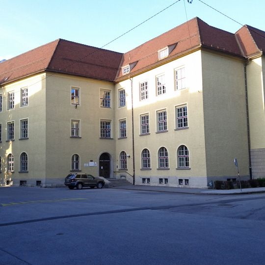 Leitgebschule