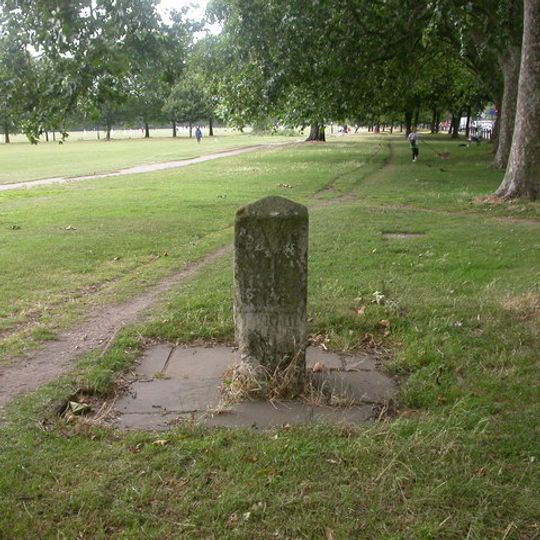Milestone On Common Opposite Junction With Victoria Rise