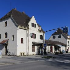 Herrsching station building