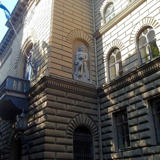 Fasādes dekoratīvā apdare