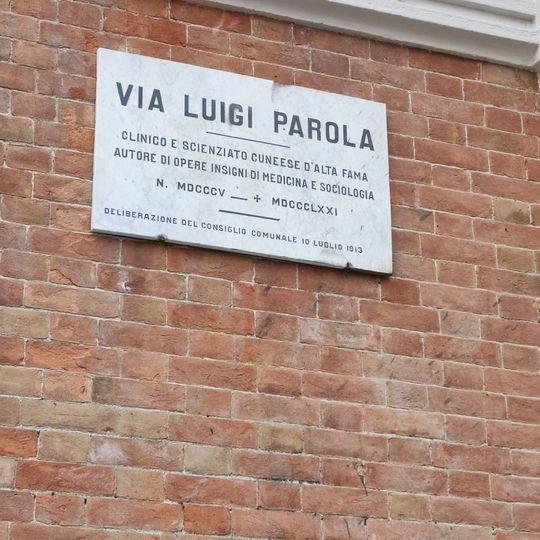 Targa Via Luigi Parola