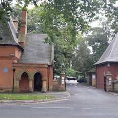Lodge To The Towers (Shirley Institute) And Attached Gatepier