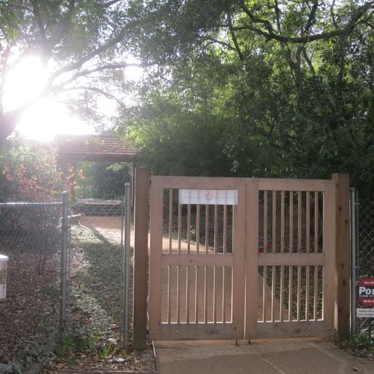 Storrier-Stearns Japanese Garden