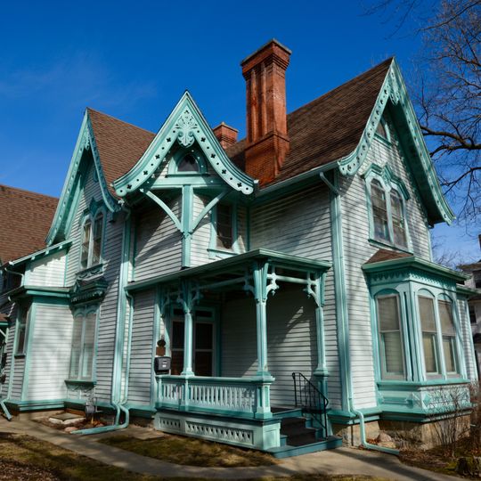 Jackson-Swisher House and Carriage House