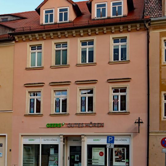 Wohnhaus in geschlossener Bebauung Markt 7