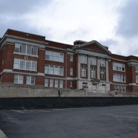 Robidoux School