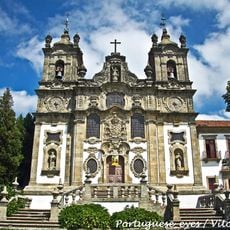 Mosteiro de Santa Marinha da Costa