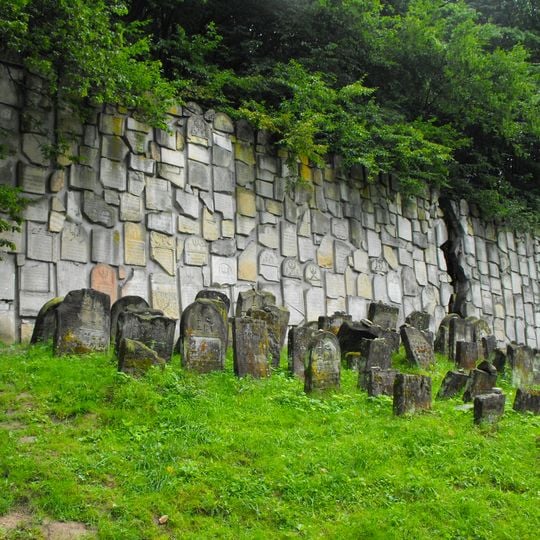 New Jewish cemetery in Kazimierz Dolny