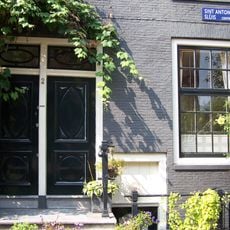 Sint Antoniesluis 2, Amsterdam