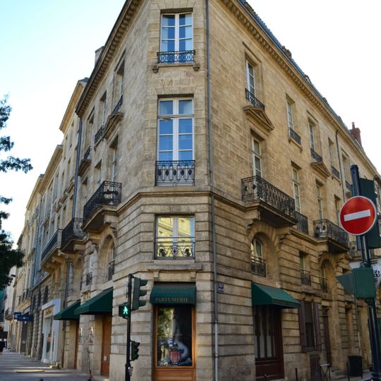 Immeuble, 21-23 cours Georges-Clemenceau