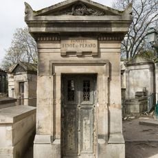Grave of Finot-Pérard