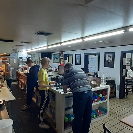 Ed's Restaurant