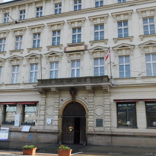 Pamětní deska Bedřicha Smetany na palácí Lažanských v Praze