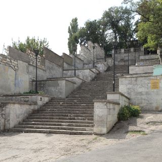 Small Mithridates stairs