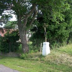 Kříž západně od Pročevil