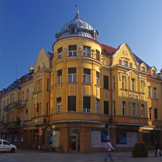 Grodzka 1 / Słowiańska 14