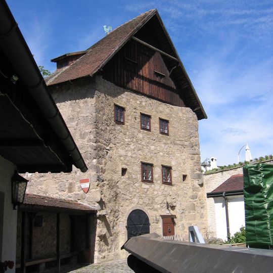 Schmidinger Tower with part of the inner city wall and Zwinger